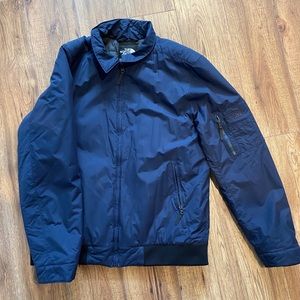 Mens North Face bomber style insulated jacket. Size Large.